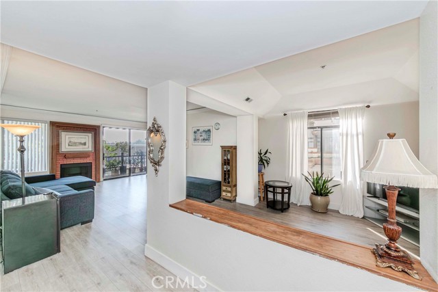 MLS #SB25245615 image #4