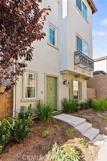 MLS #SB25245897 image #1