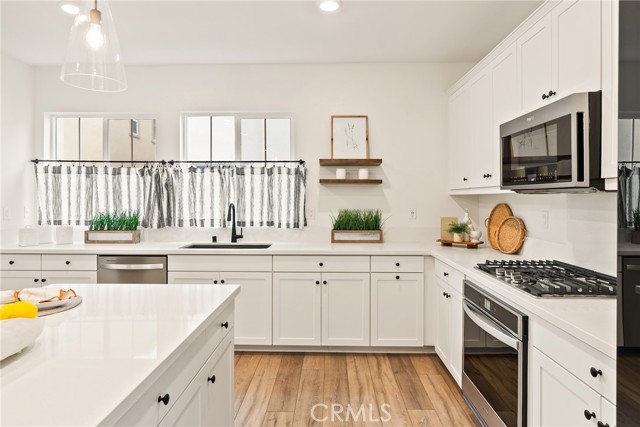 MLS #SB25245897 image #8