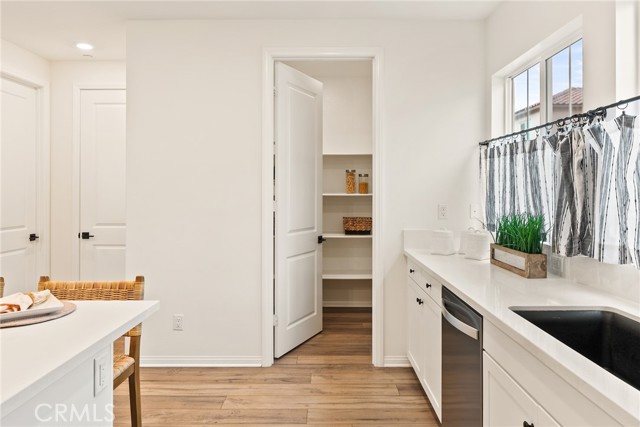 MLS #SB25245897 image #9