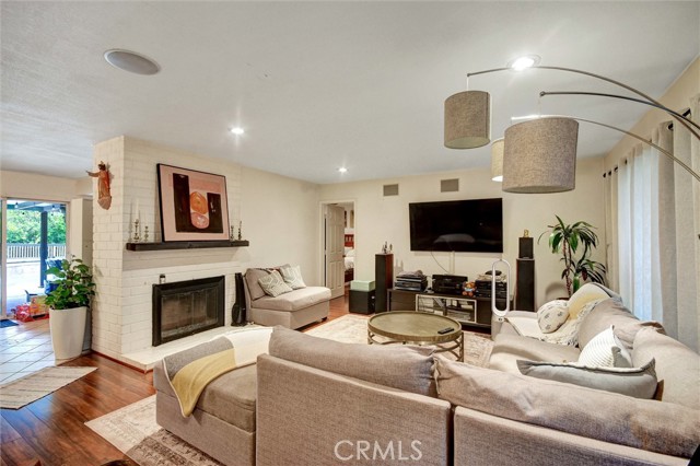 MLS #SB25246853 image #10