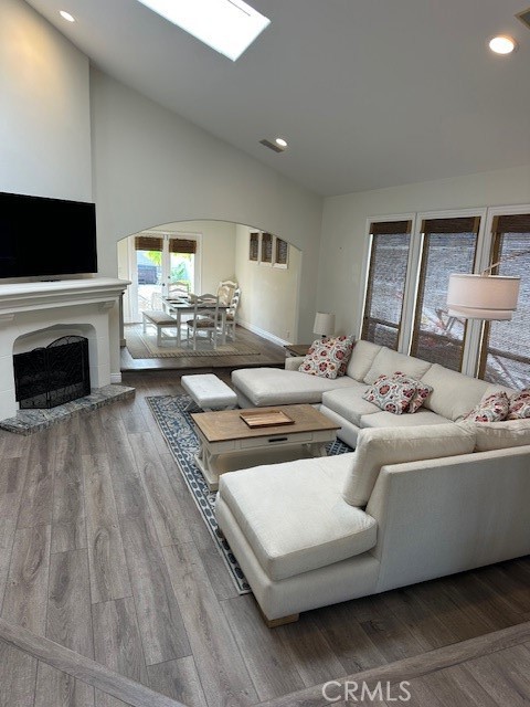 MLS #SB25248179 image #5