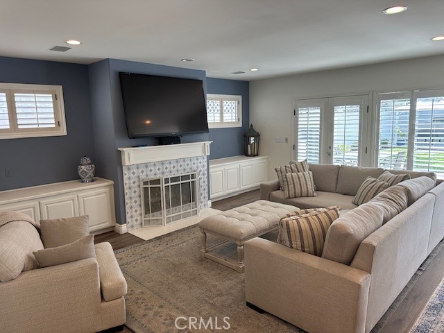 MLS #SB25248179 image #9