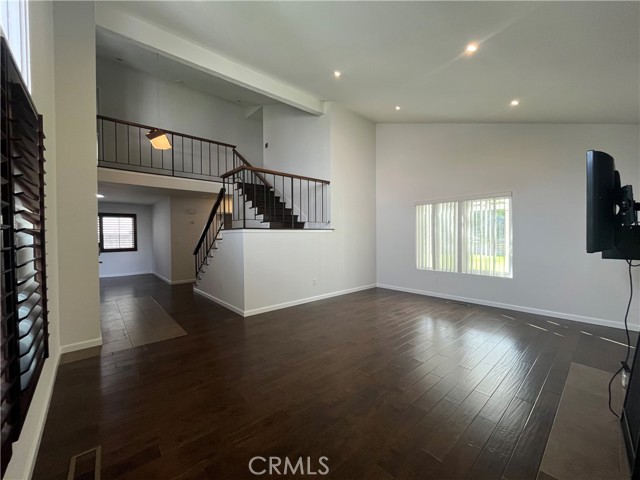 MLS #SB25248435 image #5