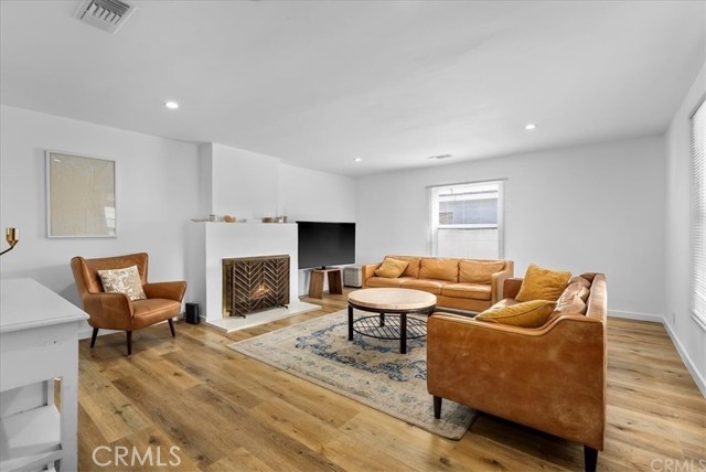 MLS #SB25248916 image #5