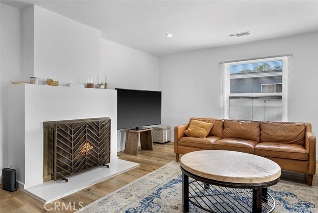 MLS #SB25248916 image #6