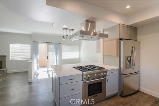 MLS #SB25249538 image #2