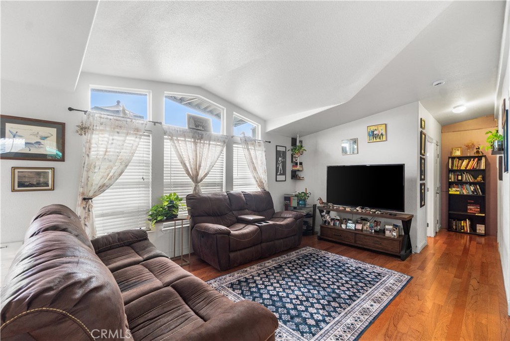 MLS #SB25251007 image #3