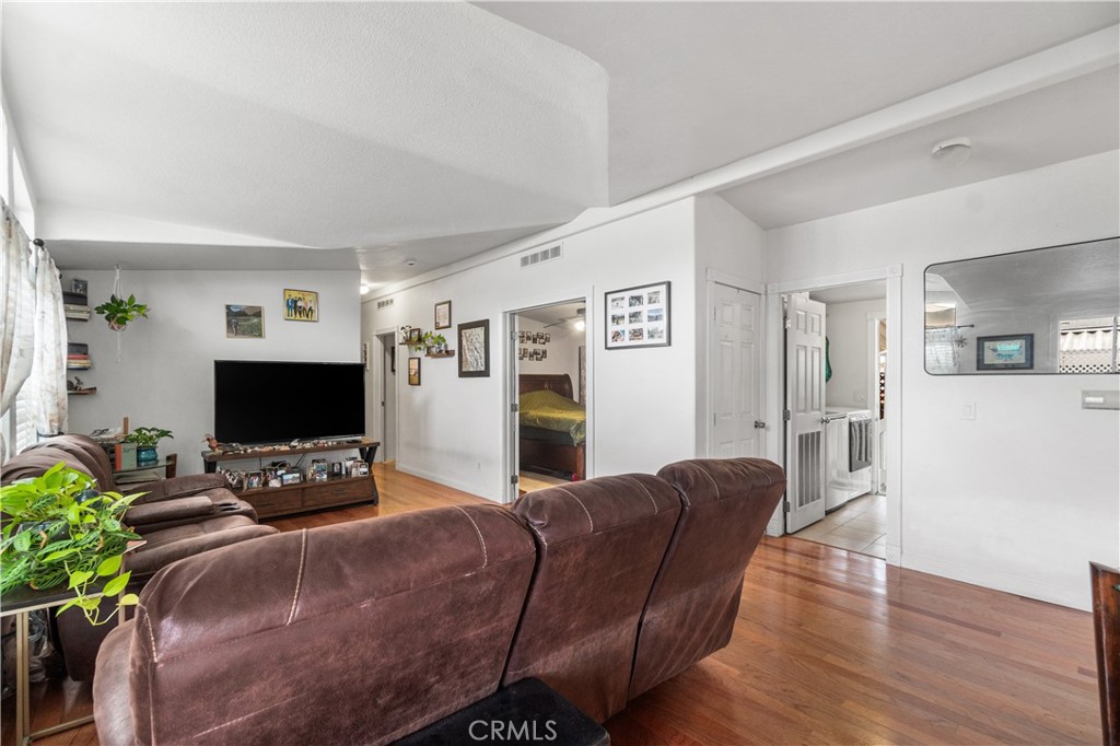 MLS #SB25251007 image #5