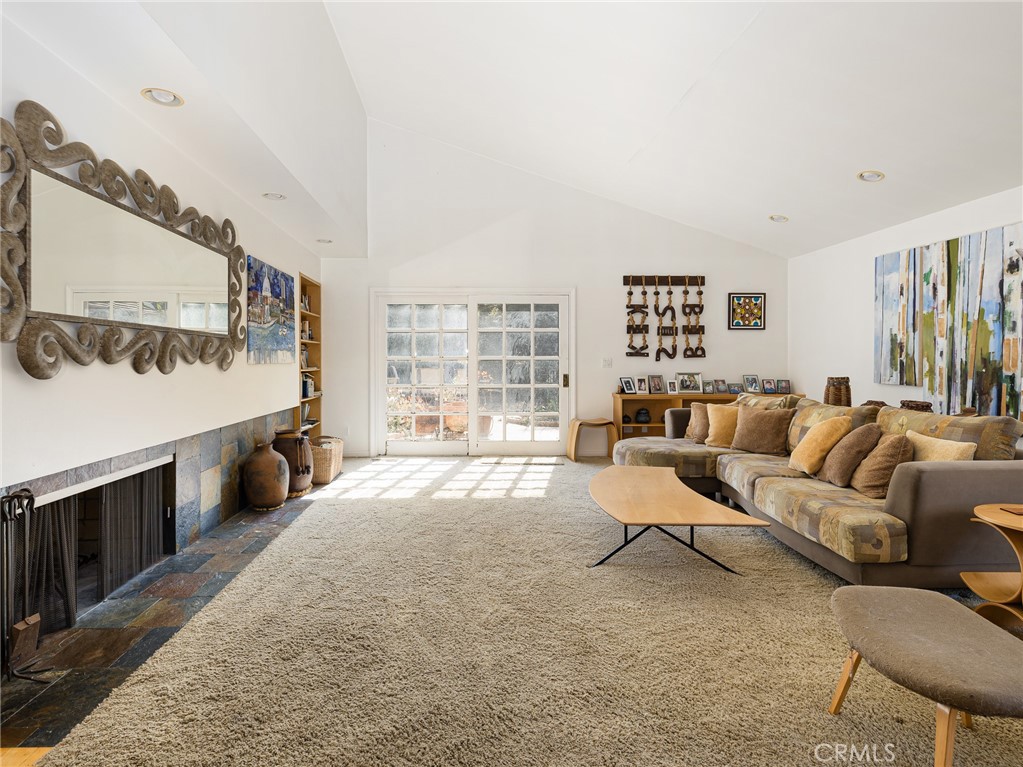 MLS #SB25251301 image #2