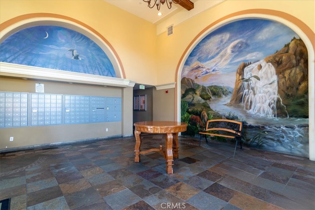 MLS #SB25251456 image #1