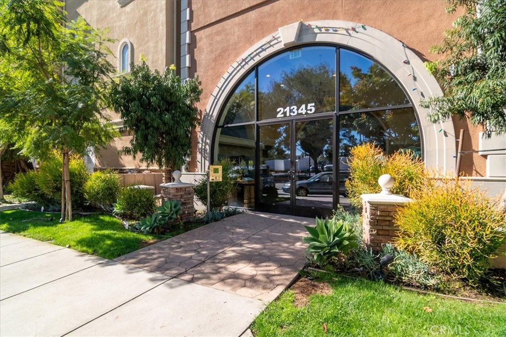 MLS #SB25251456 image #2