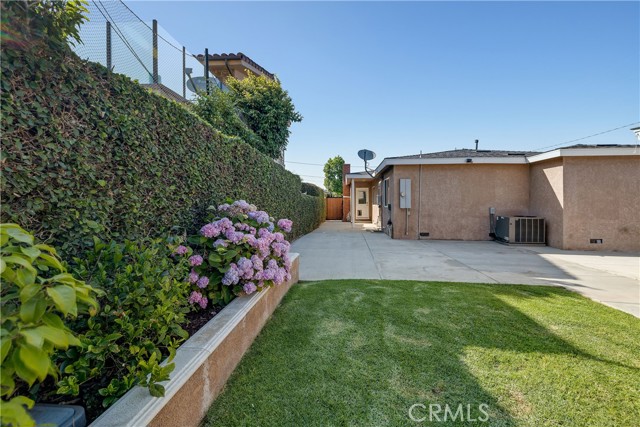 MLS #SB25251460 img 32