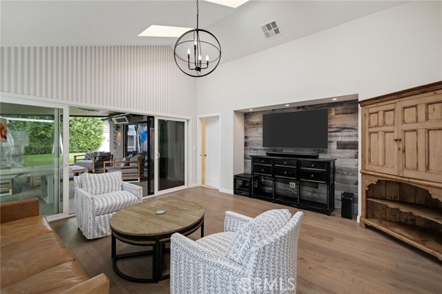 MLS #SB25251964 image #15