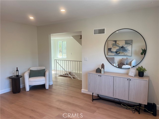 MLS #SB25252151 image #10