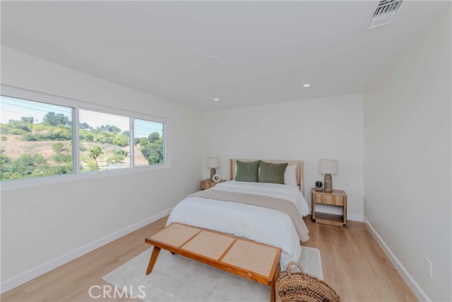 MLS #SB25252151 image #24