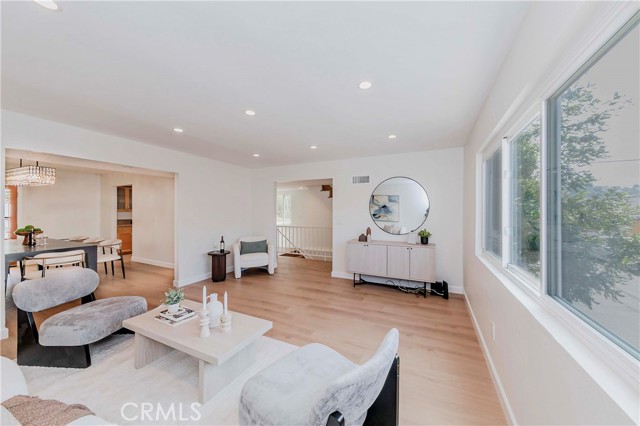 MLS #SB25252151 image #8