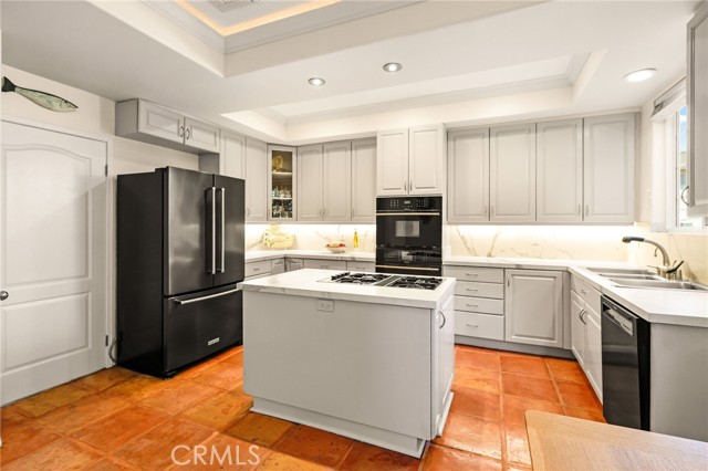 MLS #SB25252720 image #12