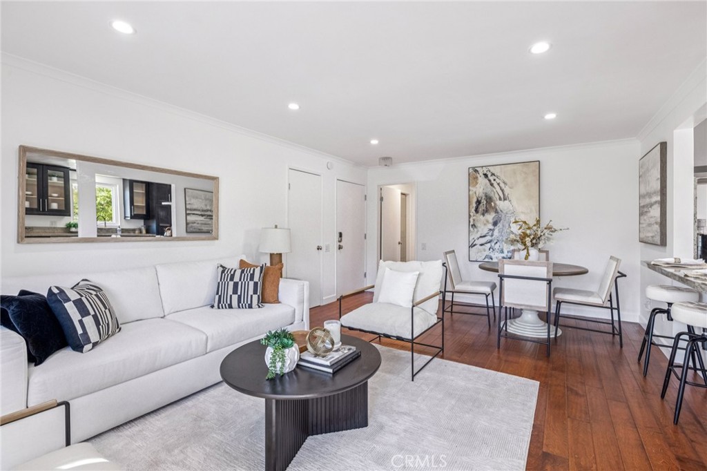 MLS #SB25252759 image #1