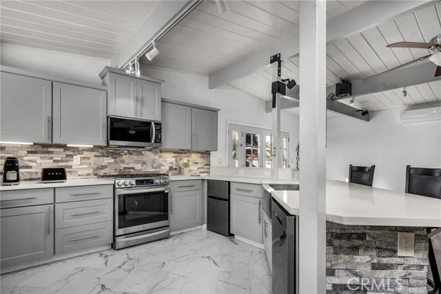 MLS #SB25252884 image #12