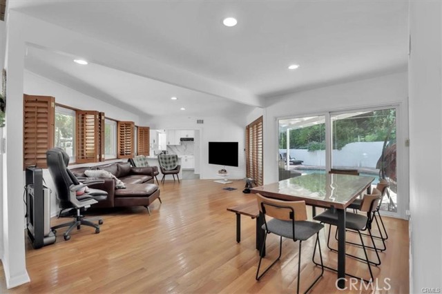 MLS #SB25253404 image #5