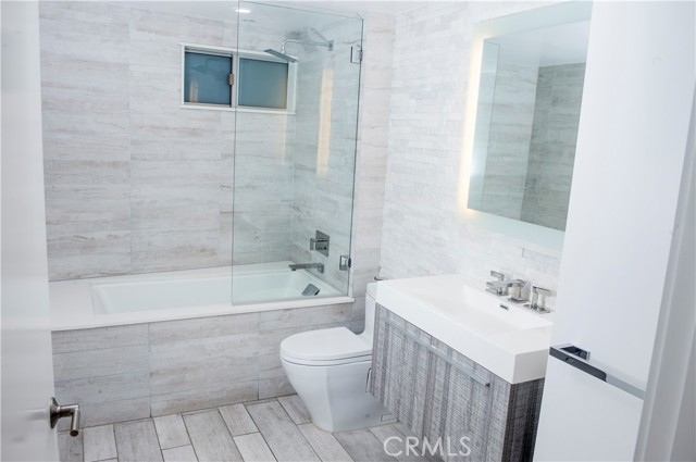 MLS #SB25253457 image #8