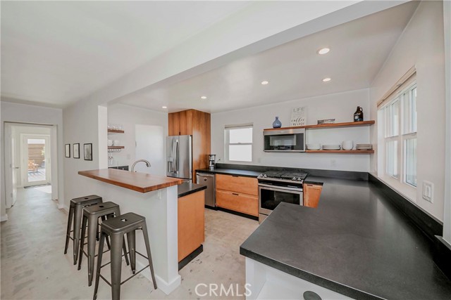 MLS #SB25253637 image #10