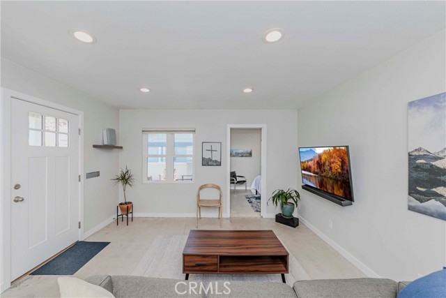 MLS #SB25253637 image #7