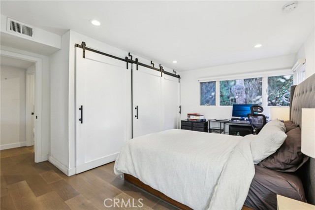 MLS #SB25253886 image #16