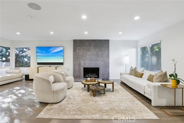 MLS #SB25253886 image #2