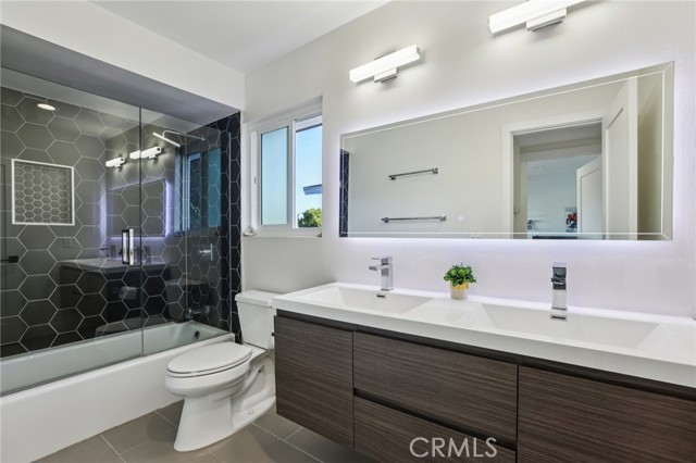 MLS #SB25253886 image #24