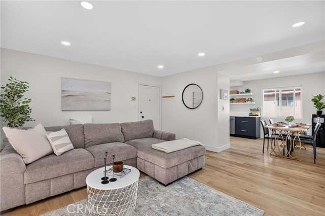 MLS #SB25253953 image #5