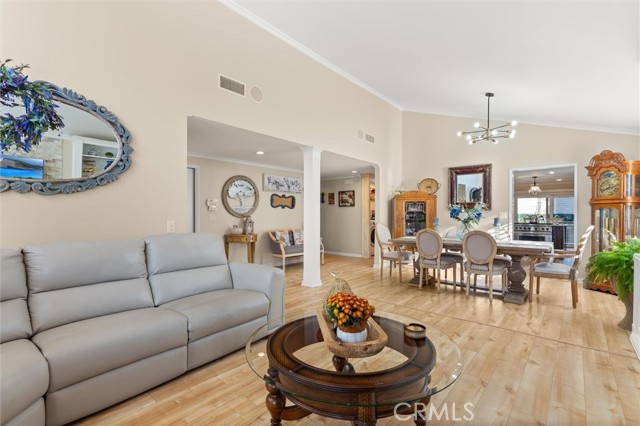 MLS #SB25254073 image #8