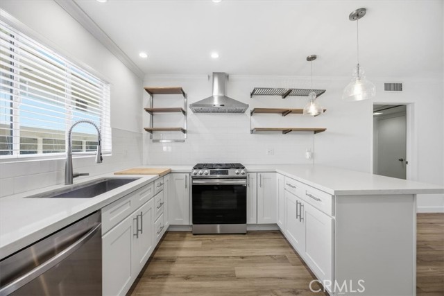 MLS #SB25254089 image #1