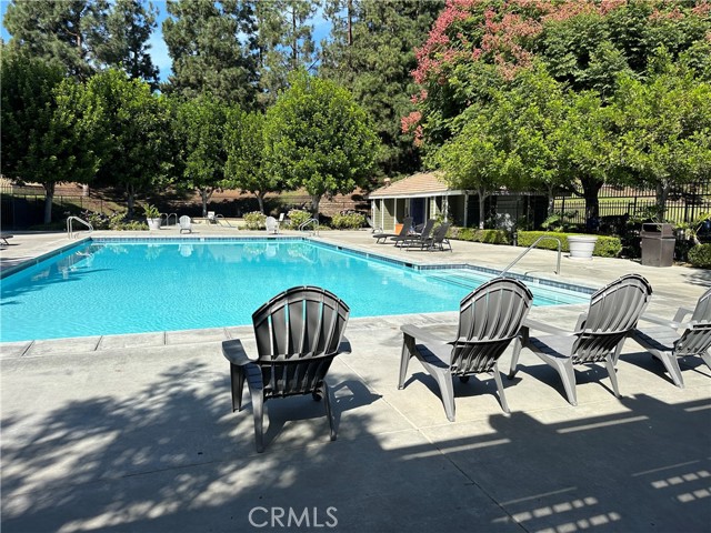 MLS #SB25254701 image #2