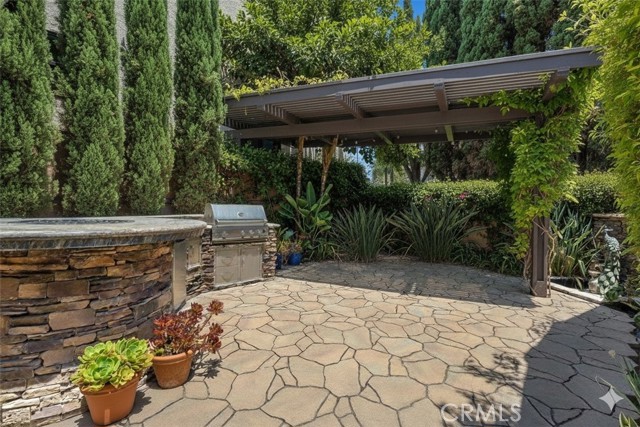 MLS #SB25254707 image #1