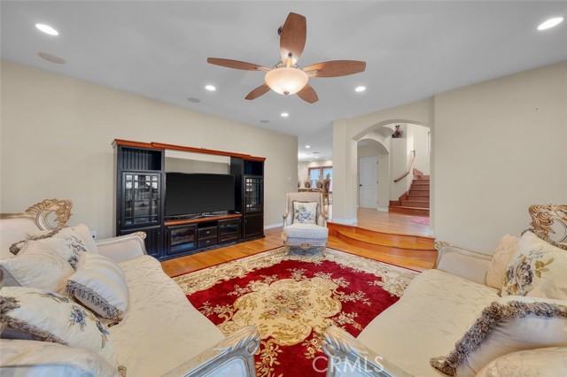 MLS #SB25254707 image #17