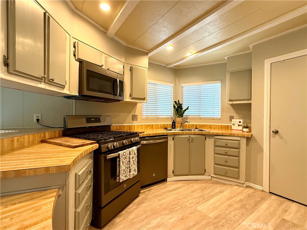 MLS #SB25255050 image #5