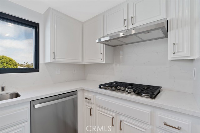 MLS #SB25255421 image #12