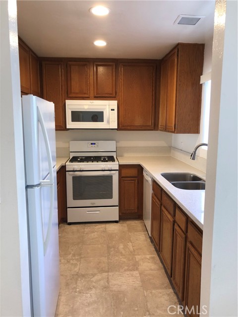 MLS #SB25255536 image #4