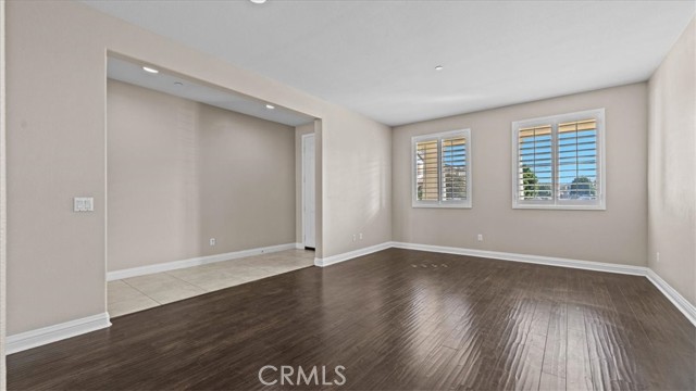 MLS #SB25255808 image #4