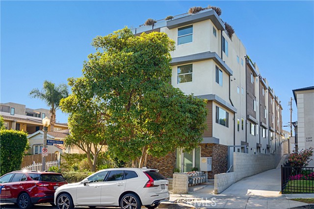 MLS #SB25256212 image #1