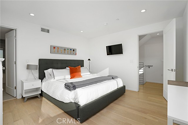 MLS #SB25256212 image #24