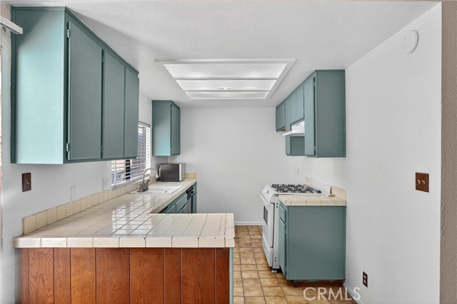 MLS #SB25256804 image #3