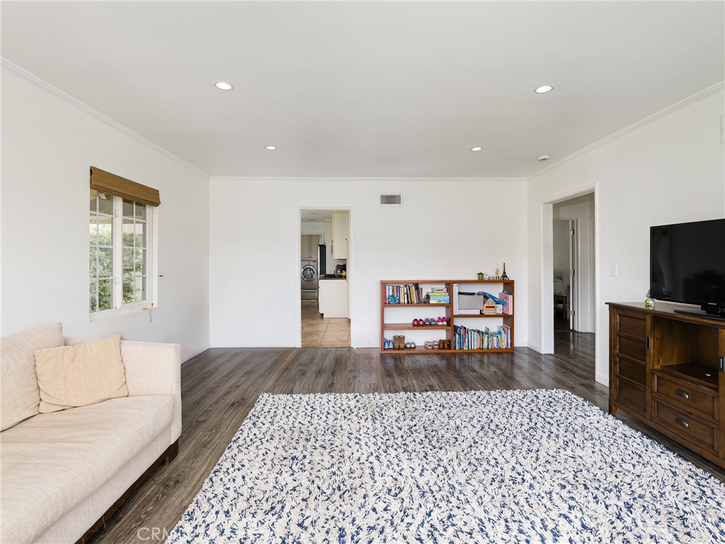 MLS #SB25256870 image #6