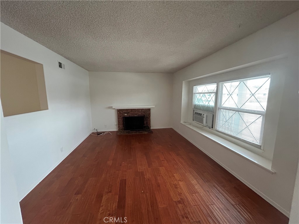 MLS #SB25079326 image #4