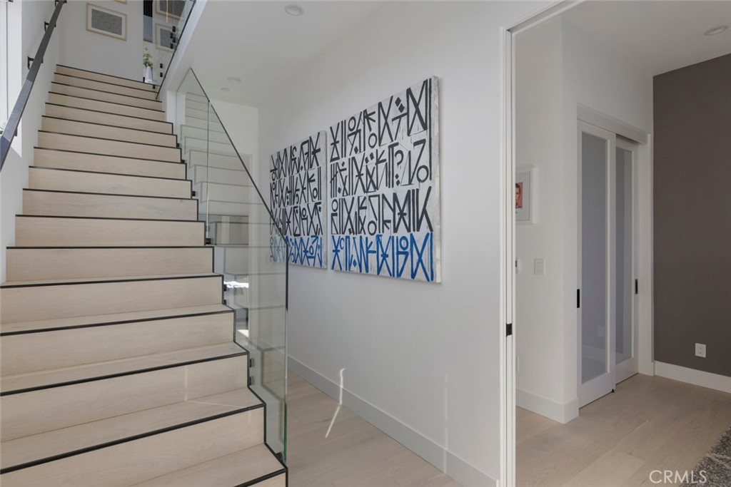 MLS #SB25256927 image #10