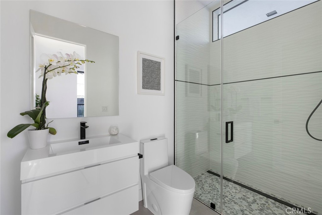 MLS #SB25256927 image #9