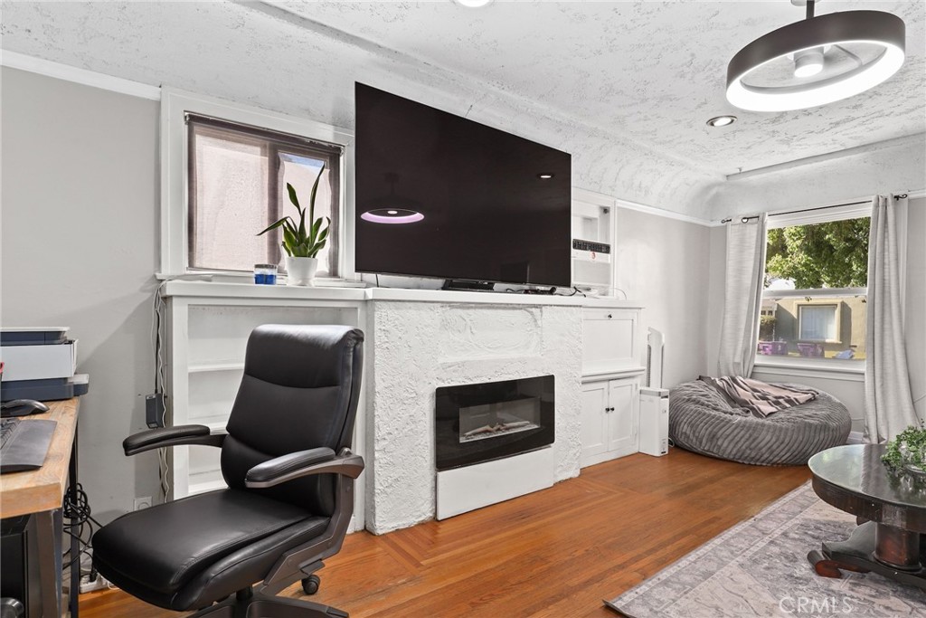 MLS #SB25257589 image #4