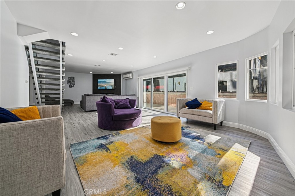 MLS #SB25257692 image #7